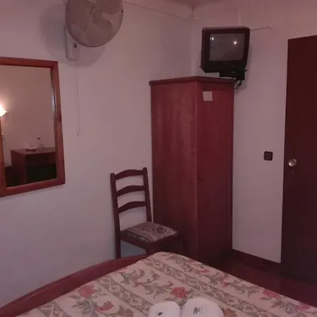 Guest house Residencia Donamaria *